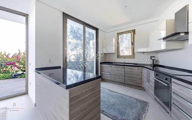 Yalıkavak Merkez'de Deniz Manzaralı Müstakil Havuzlu Villa - Görsel 6