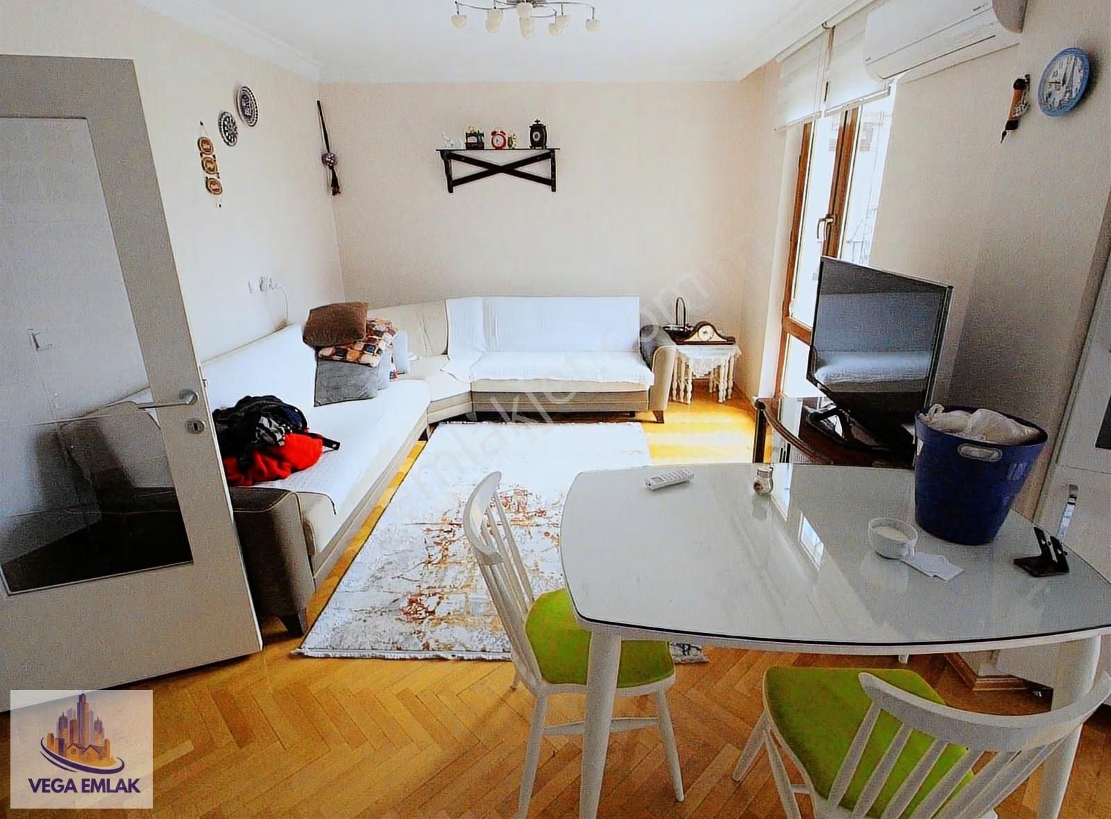 Vega Emlak'tan Full Yapılı Ankara Manzaralı Yıldız Göbekte Daire - Görsel 4