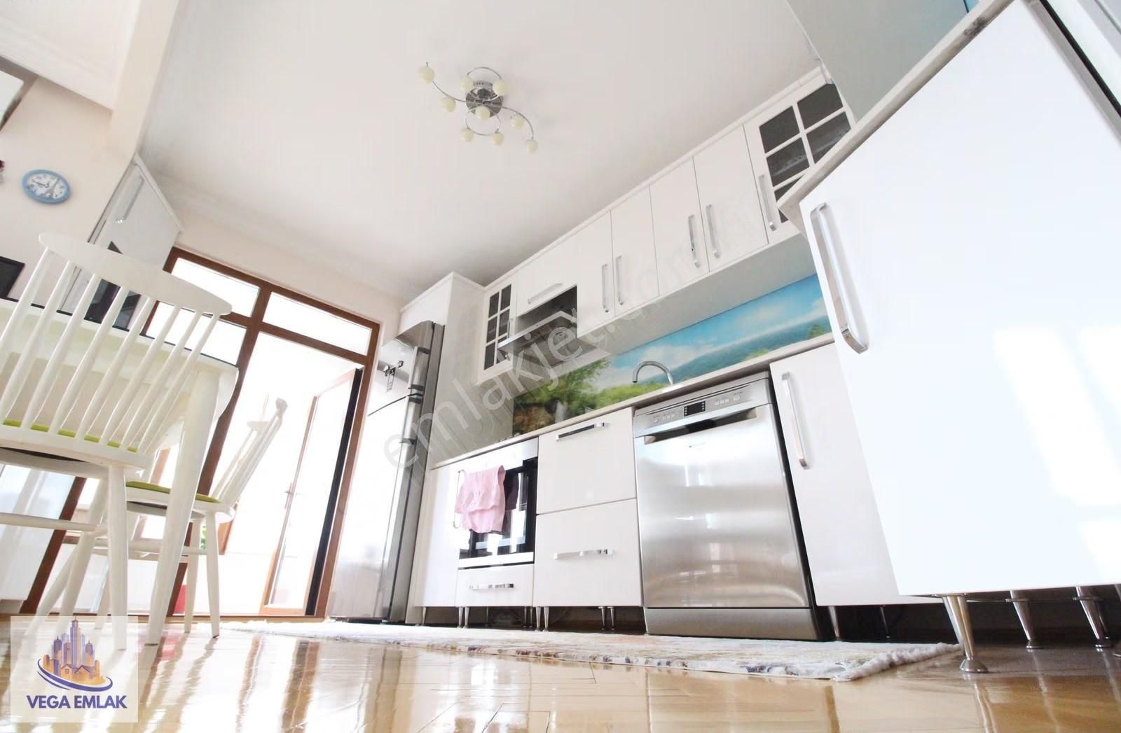 Vega Emlak'tan Full Yapılı Ankara Manzaralı Yıldız Göbekte Daire - Görsel 34