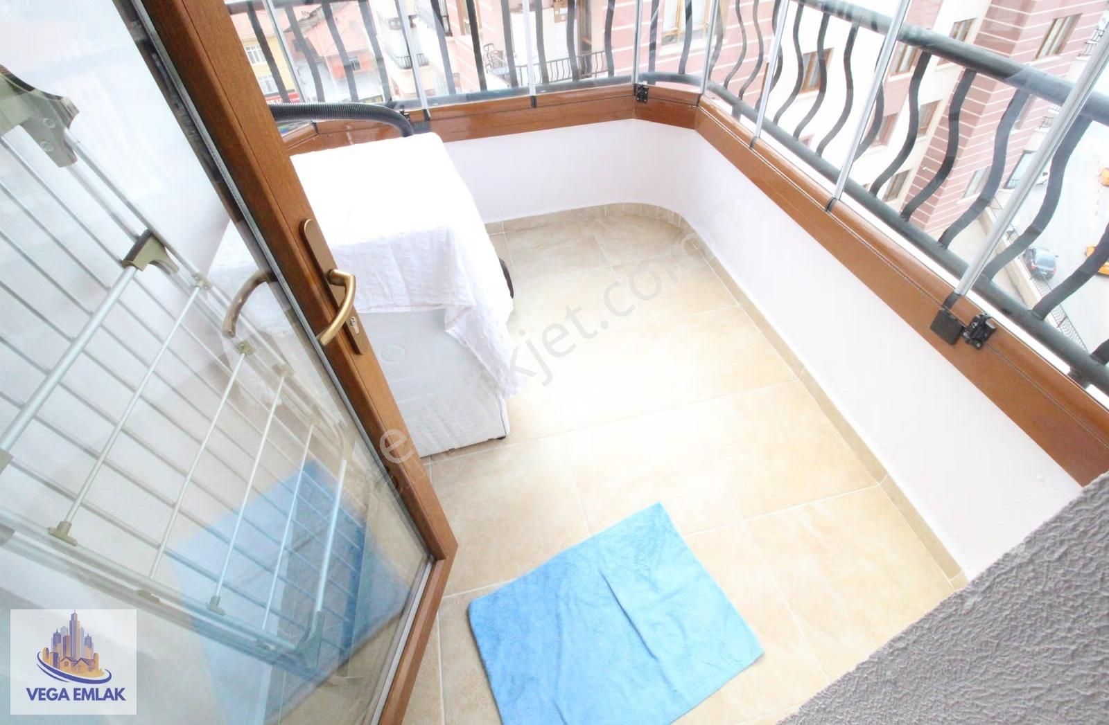 Vega Emlak'tan Full Yapılı Ankara Manzaralı Yıldız Göbekte Daire - Görsel 17