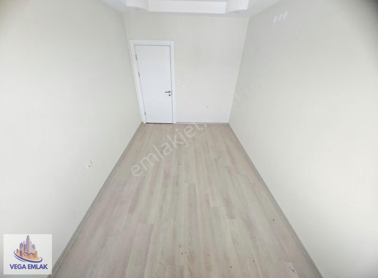 Vega Emlaktan Güneşevler Sınırı Yakını 3+1 Sıfır Site Dairesi - Görsel 26