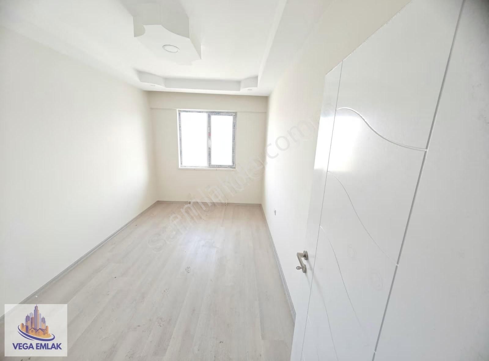 Vega Emlaktan Güneşevler Sınırı Yakını 3+1 Sıfır Site Dairesi - Görsel 35