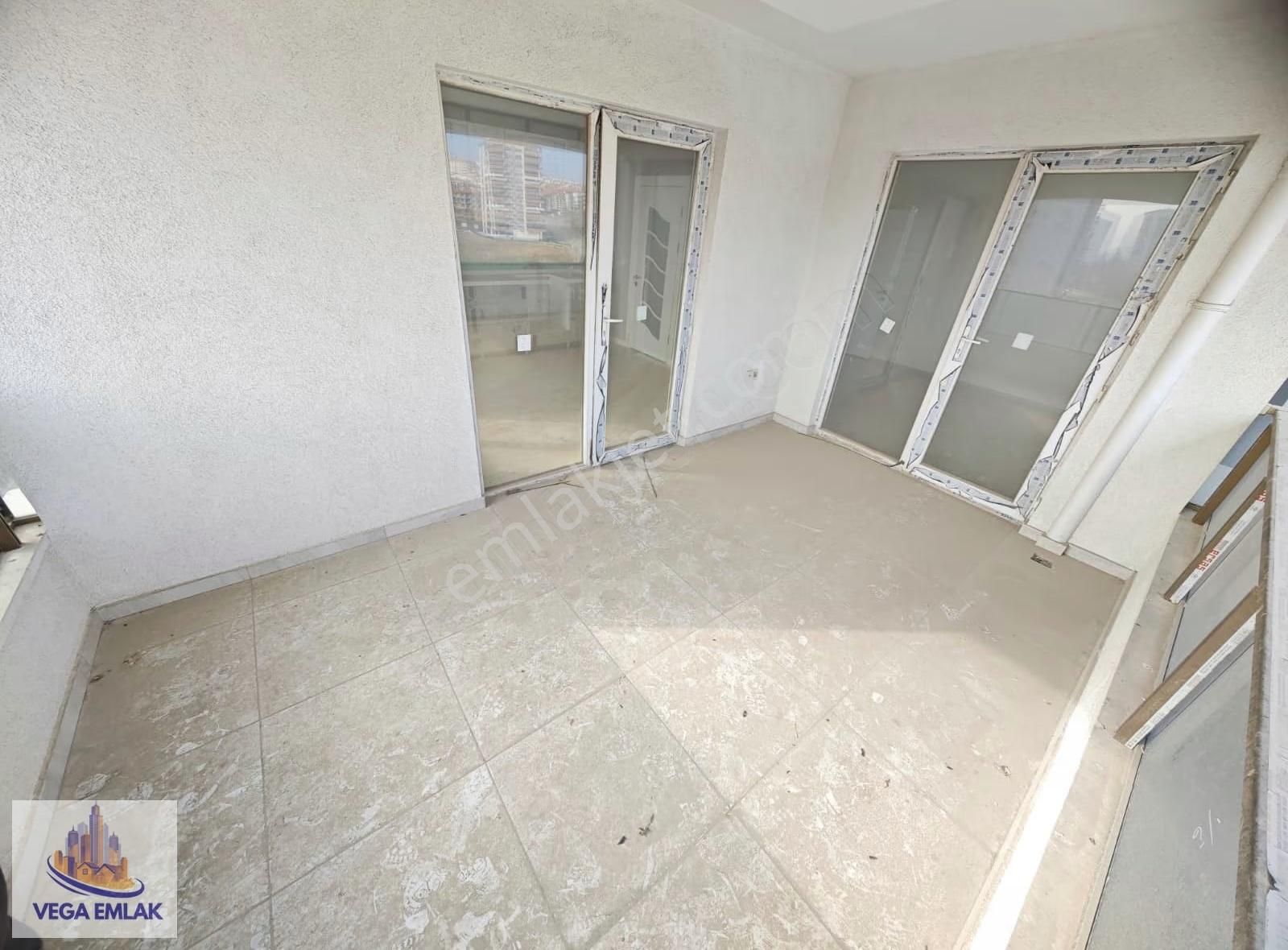 Vega Emlaktan Güneşevler Sınırı Yakını 3+1 Sıfır Site Dairesi - Görsel 2