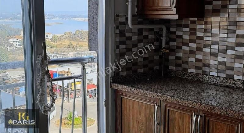 Kurttepe'de Göl Manzaran Asla Kapanmaz! Geniş 4+1 Satılık Daire - Görsel 19