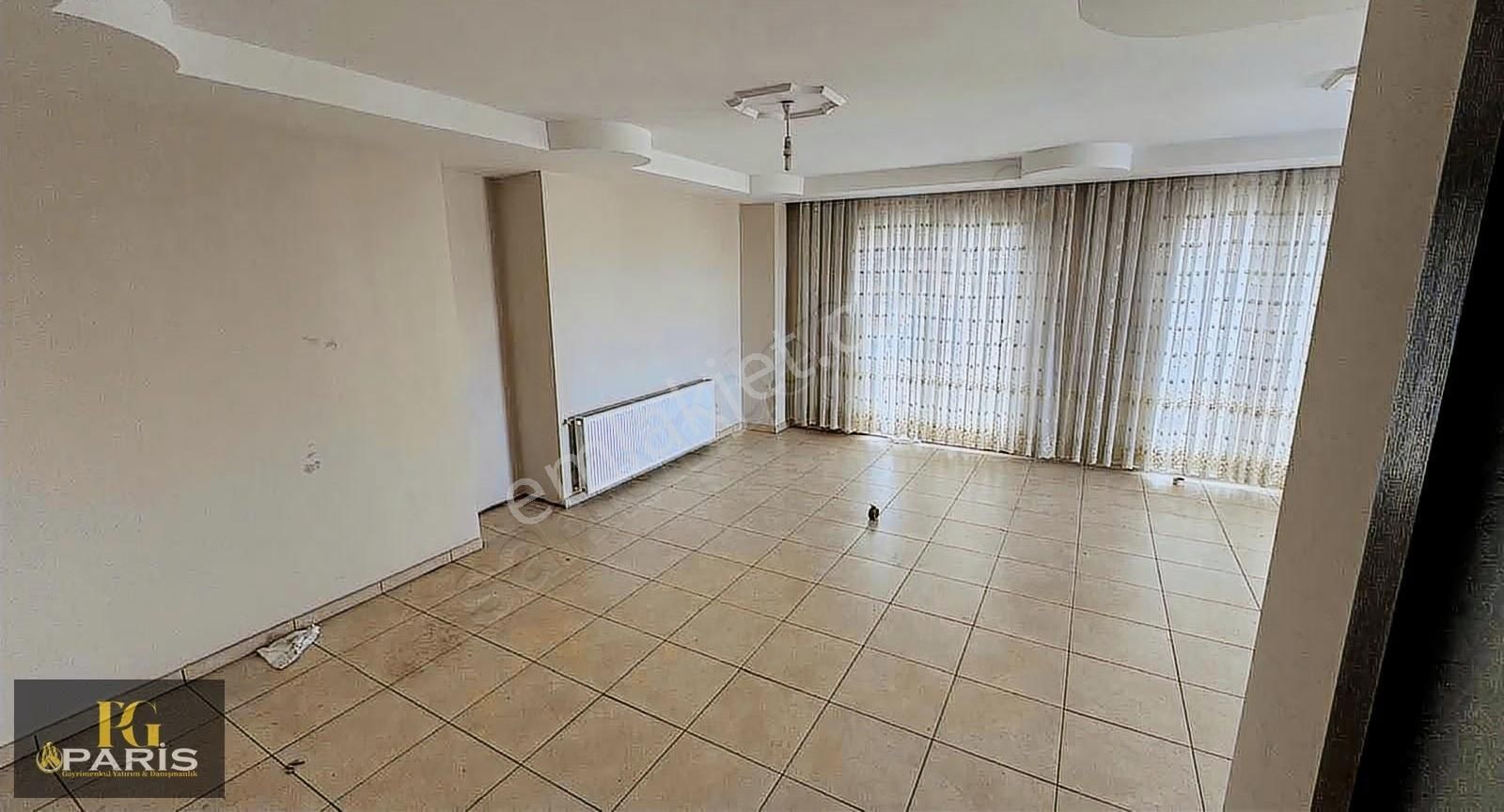 Kurttepe'de Göl Manzaran Asla Kapanmaz! Geniş 4+1 Satılık Daire - Görsel 14