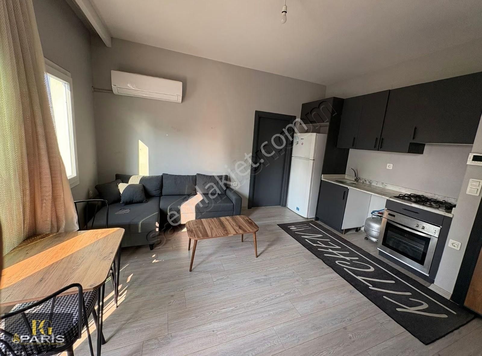 Paris'ten Eşyali Kiralik 1+1 Daire - Görsel 9