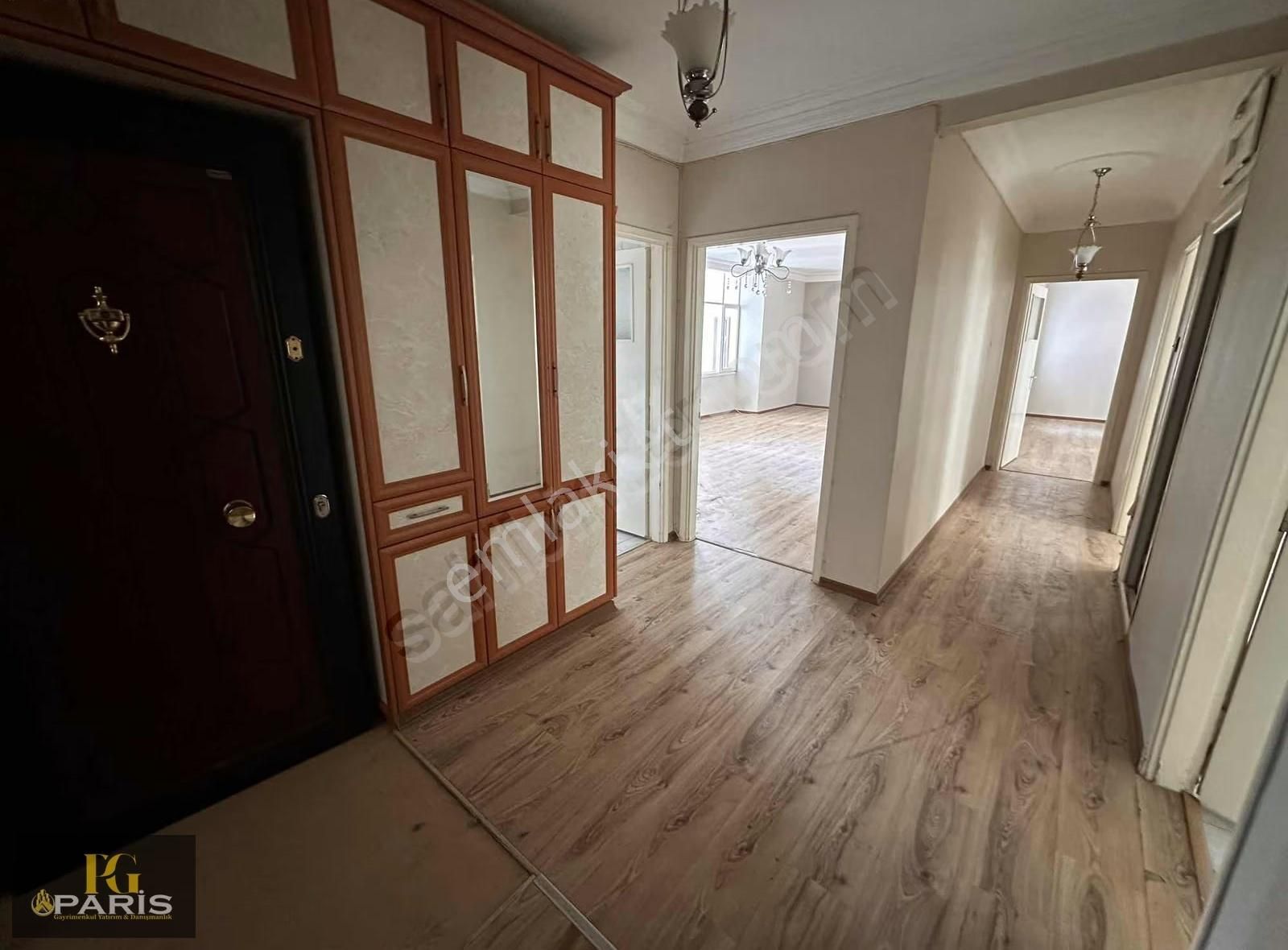Paris'ten Kenan Evren'de Yatay Mimari Cazip 3+1 Kiralık Daire - Görsel 3