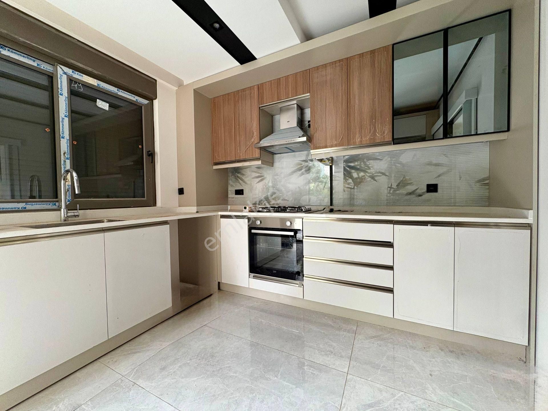 Muratpaşada Sıfır 3+1 Daire Kapalı Mutfak_otoparklı - Görsel 11