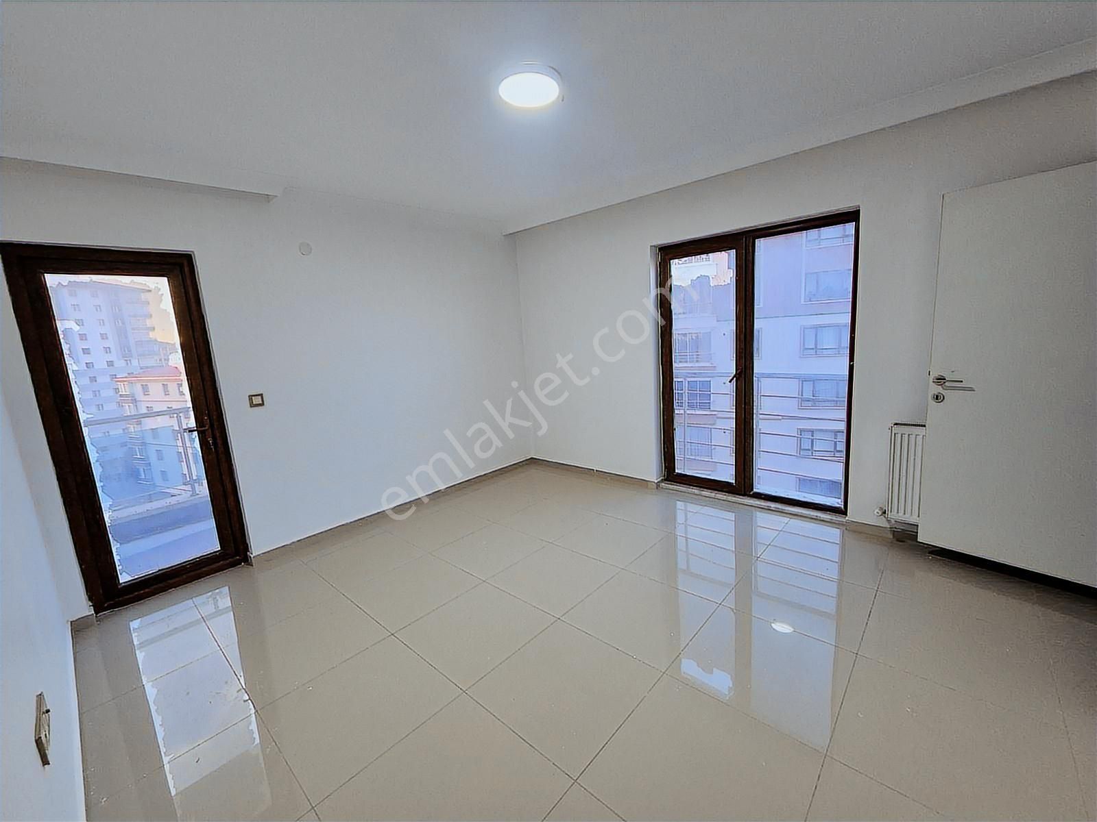 Ank Altındağ Karapürcek Te Teraslı Full Yapılı 4+1 Daire - Görsel 4