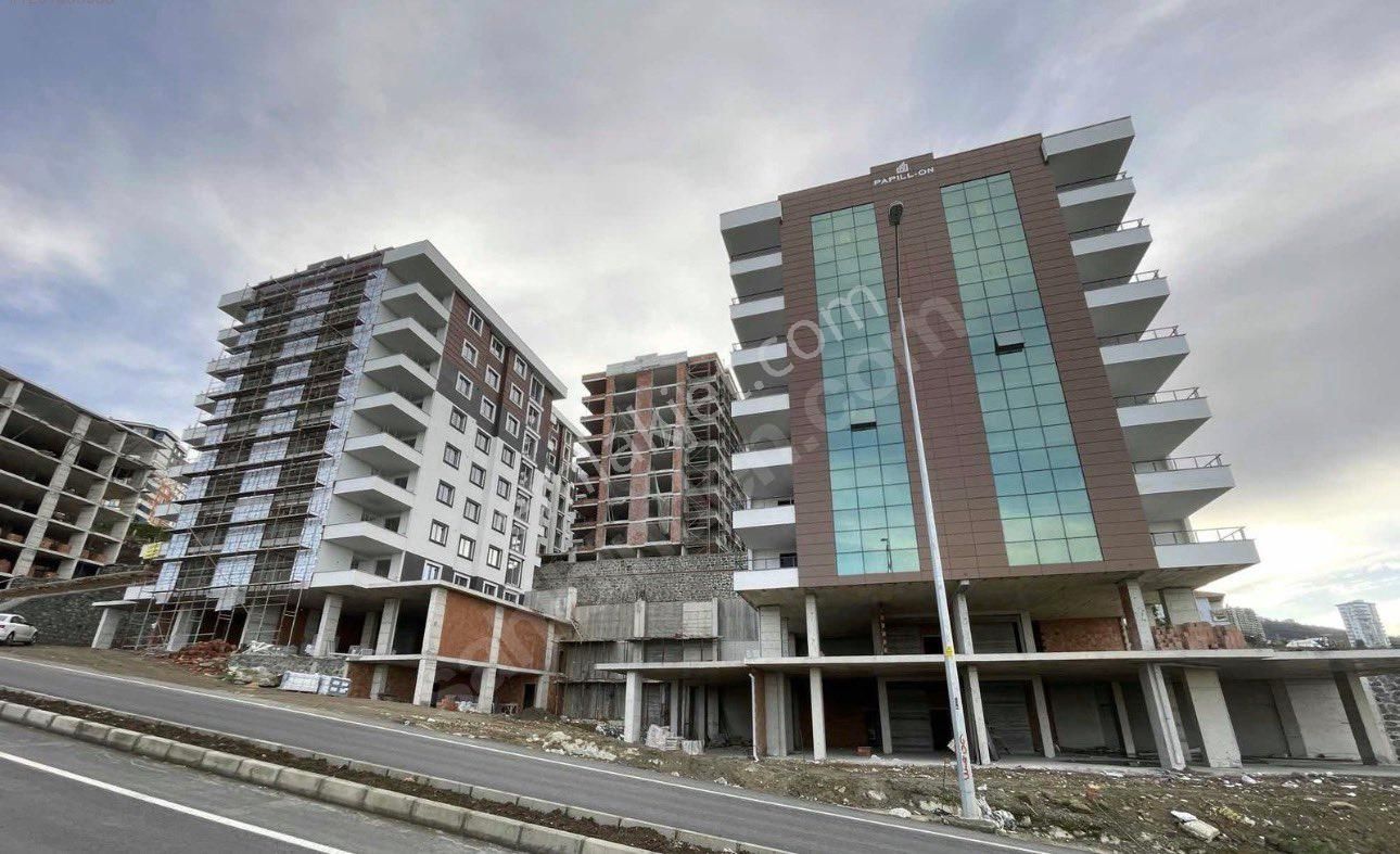 Yıldız Gayrimenkulden Yıldızlıda Cadde Üzerinde Satılık Sıfır Daireler