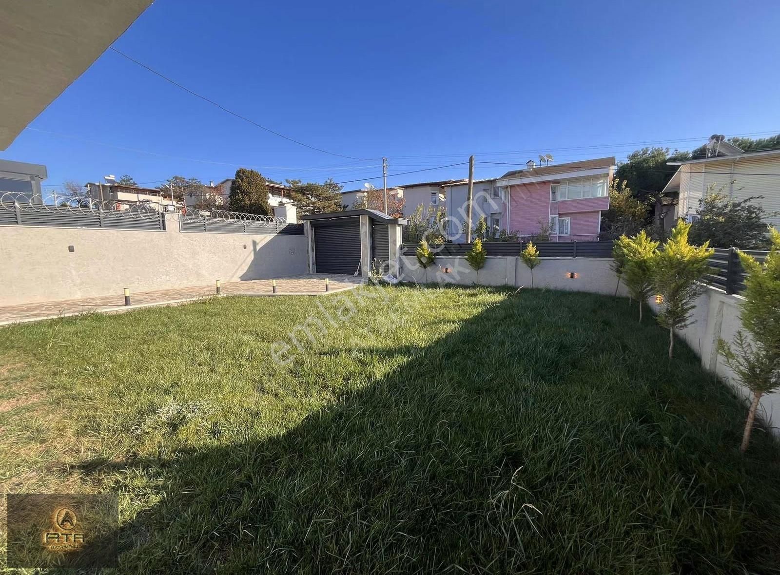 Ata Gayrimenkul,den Adalar Manzaralı 5+1 Denizin Dibinde Villa - Görsel 13