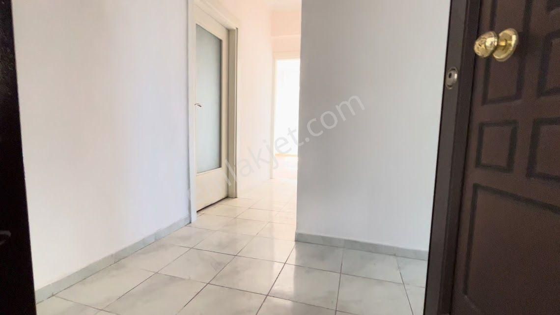 Güllük Caddesi Bilim Üniversitesi Çaprazında 3+1 Satılık Daire - Görsel 2