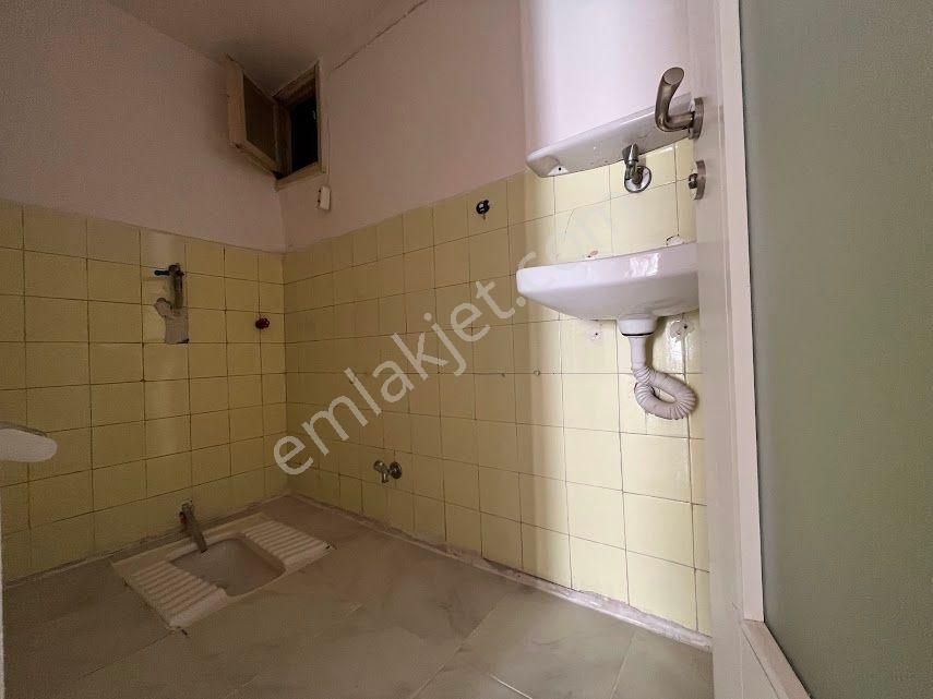 Güllük Caddesi Bilim Üniversitesi Çaprazında 3+1 Satılık Daire - Görsel 23