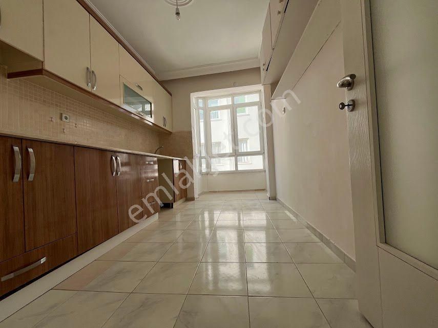 Güllük Caddesi Bilim Üniversitesi Çaprazında 3+1 Satılık Daire - Görsel 9