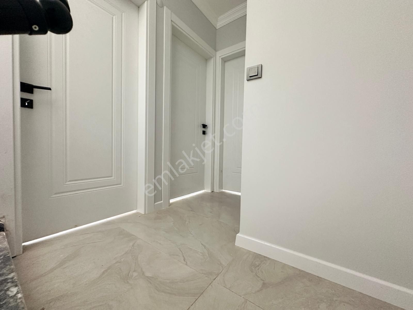 Seferihisar Doğanbeyde 4+1 Satılık Villa Tamamen Müstakil Bahçeli Köşe Villa - Görsel 20