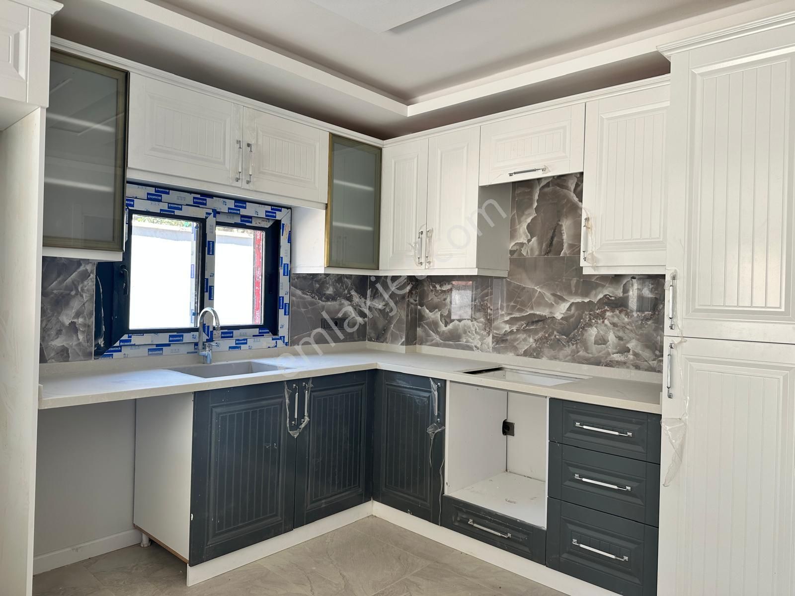 Seferihisar Doğanbeyde 4+1 Satılık Villa Tamamen Müstakil Bahçeli Köşe Villa - Görsel 10