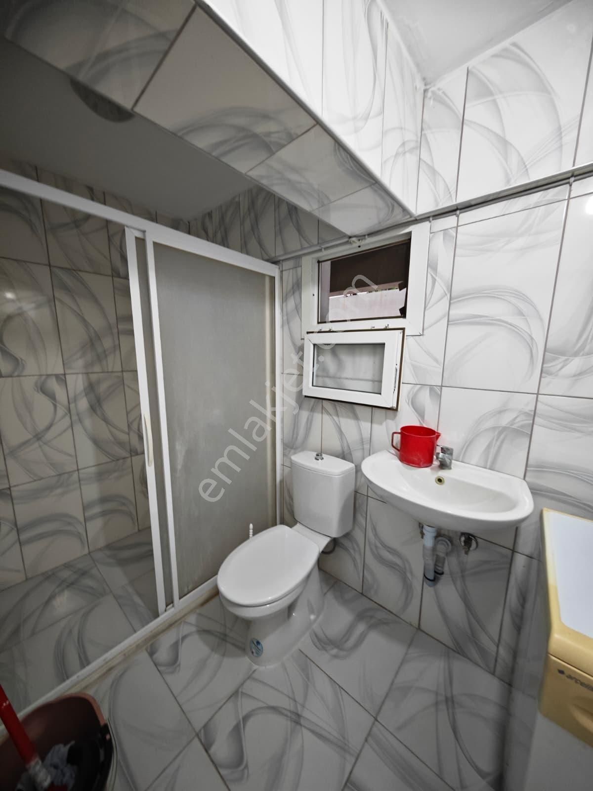 Dikili Ümmetoğlu'ndan 2+1 Ayrı Mutfak Salon Denize 100'metre - Görsel 13