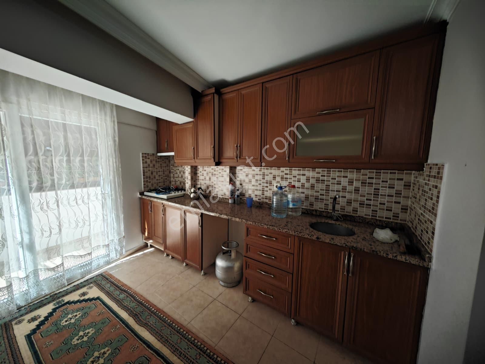 Dikili Ümmetoğlu'ndan 2+1 Ayrı Mutfak Salon Denize 100'metre - Görsel 9