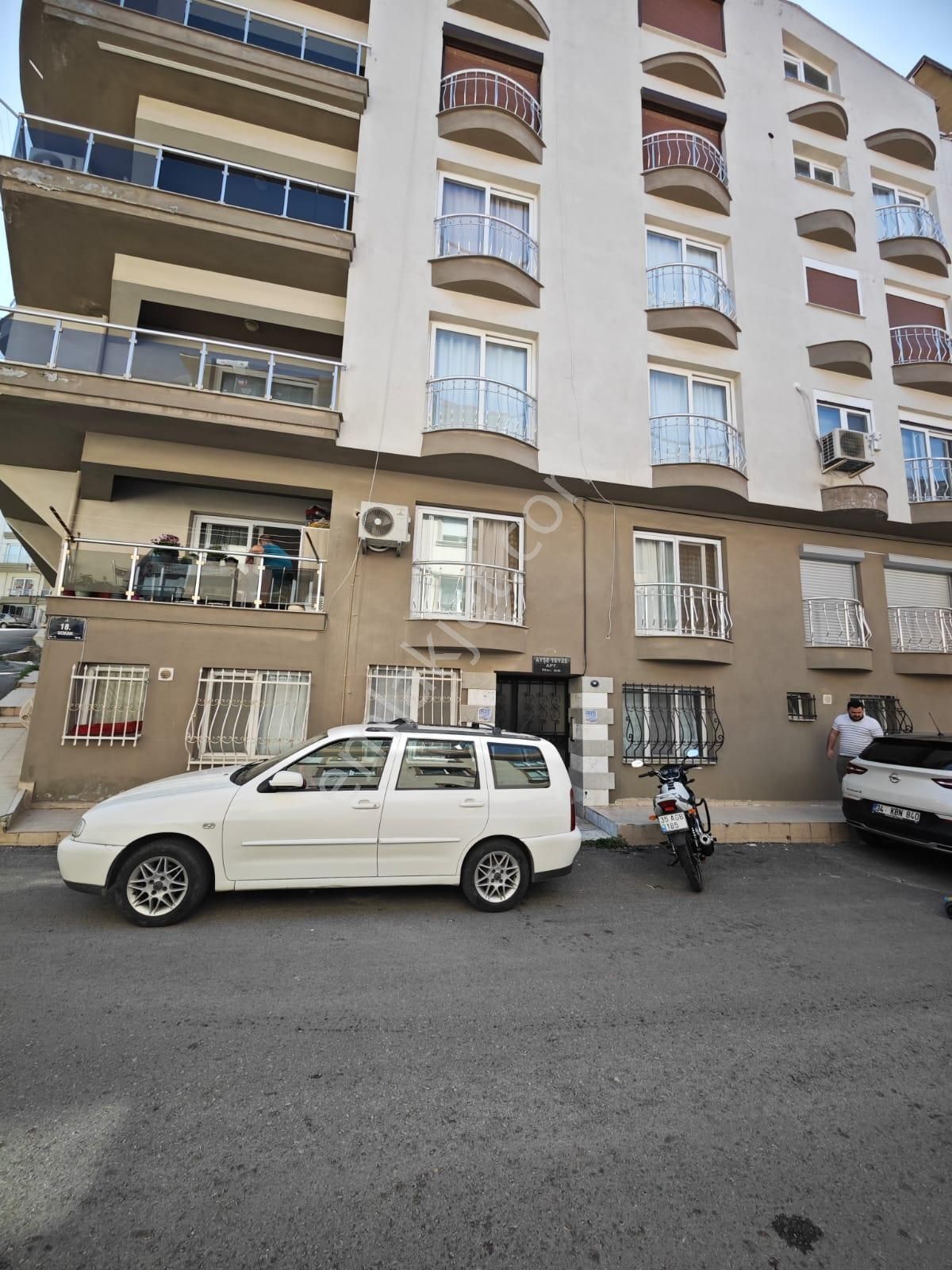 Dikili Ümmetoğlu'ndan 2+1 Ayrı Mutfak Salon Denize 100'metre - Görsel 32