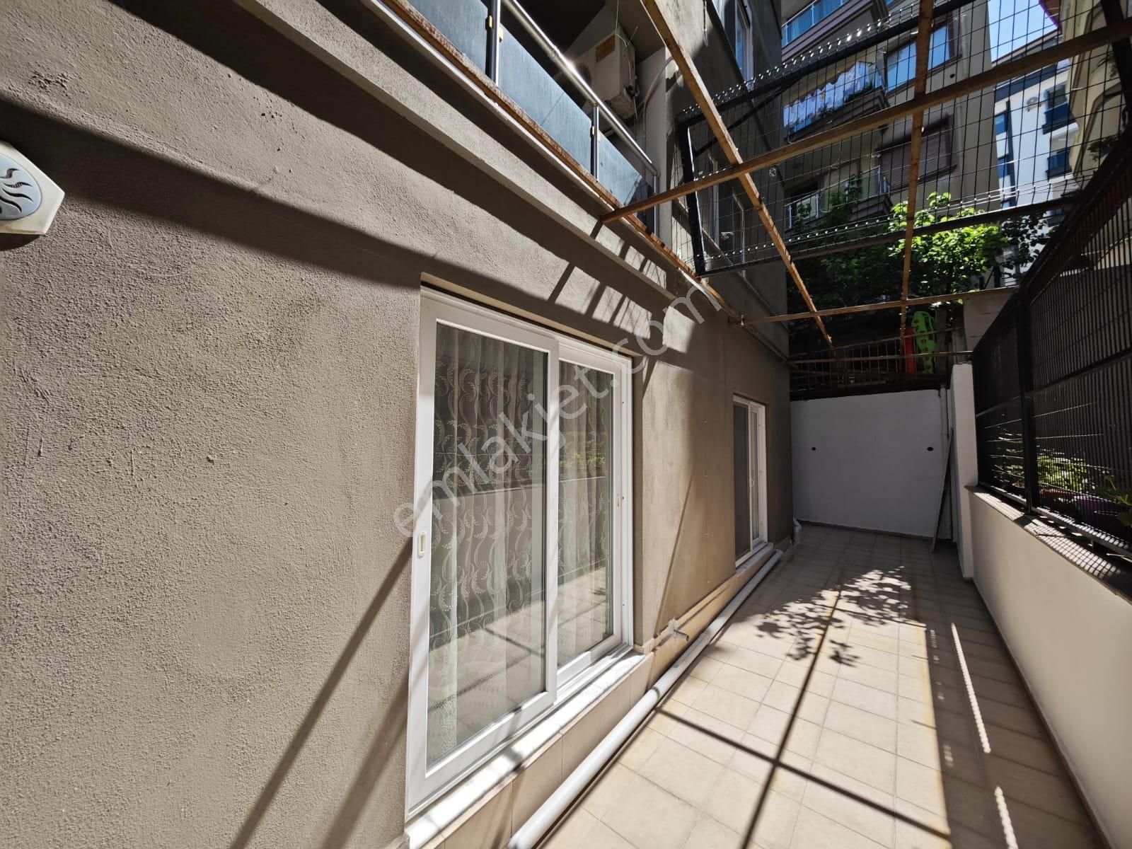 Dikili Ümmetoğlu'ndan 2+1 Ayrı Mutfak Salon Denize 100'metre - Görsel 30