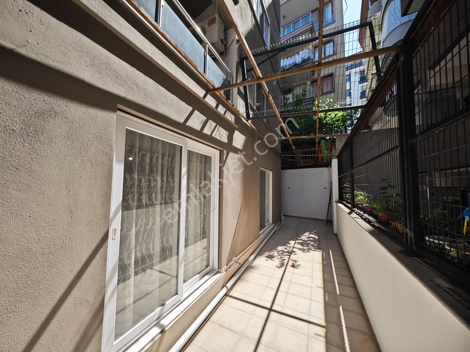 Dikili Ümmetoğlu'ndan 2+1 Ayrı Mutfak Salon Denize 100'metre - Görsel 31