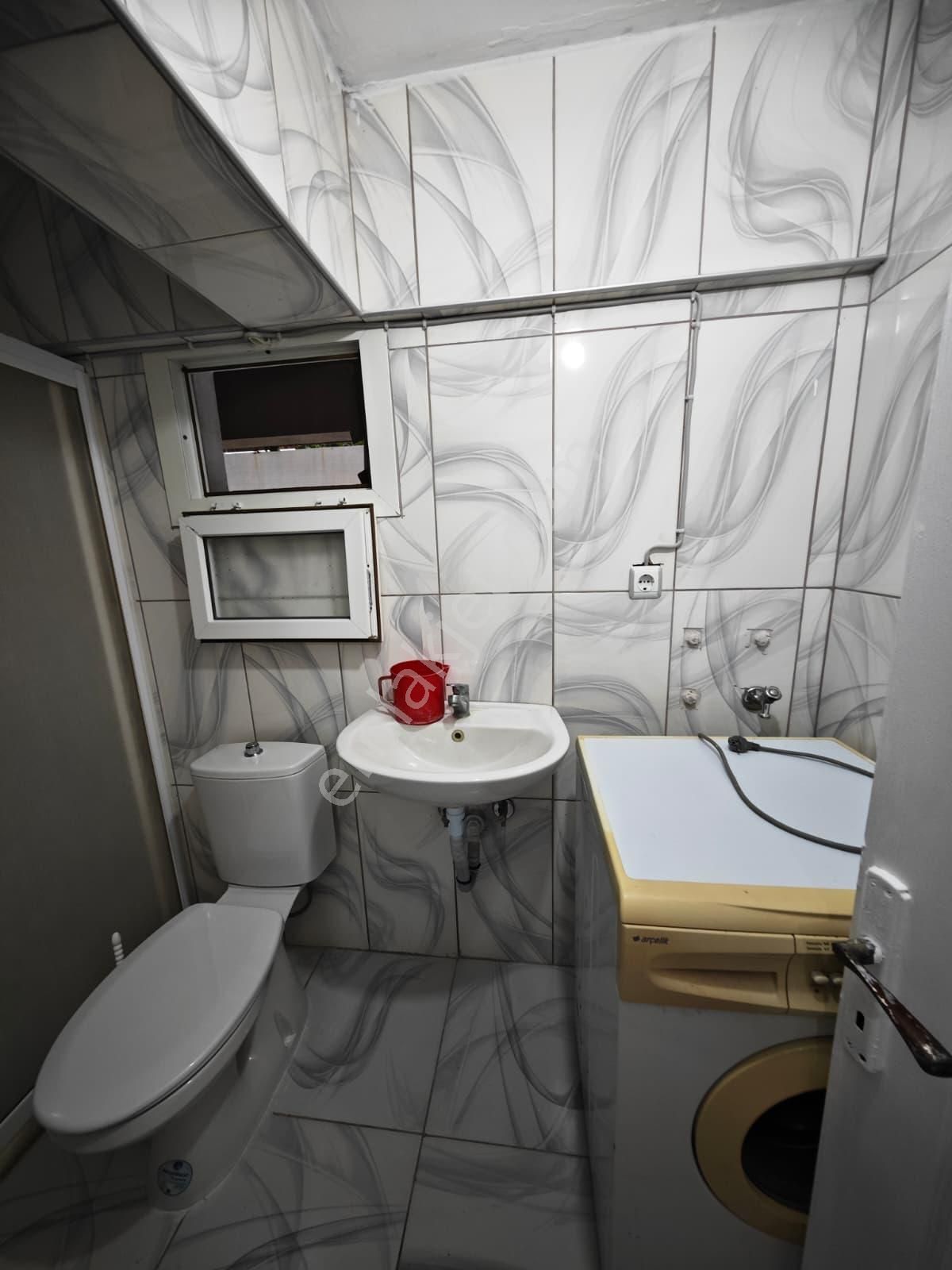 Dikili Ümmetoğlu'ndan 2+1 Ayrı Mutfak Salon Denize 100'metre - Görsel 15