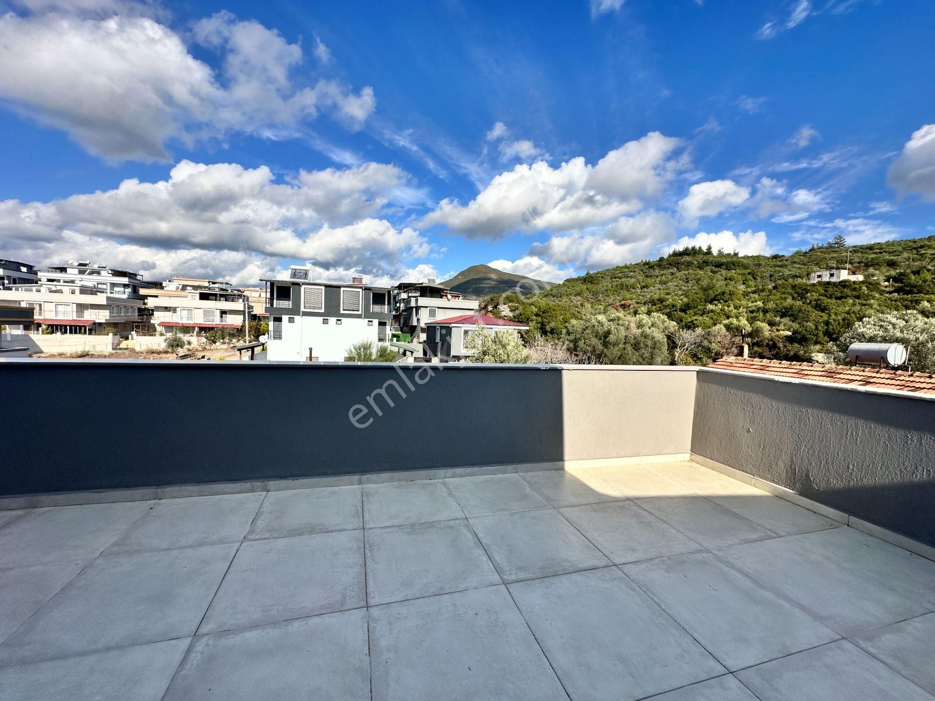 Seferihisar Doğanbeyde 3+1 Satılık Villa Doğa İçinde Denize 5km Mesafede - Görsel 24