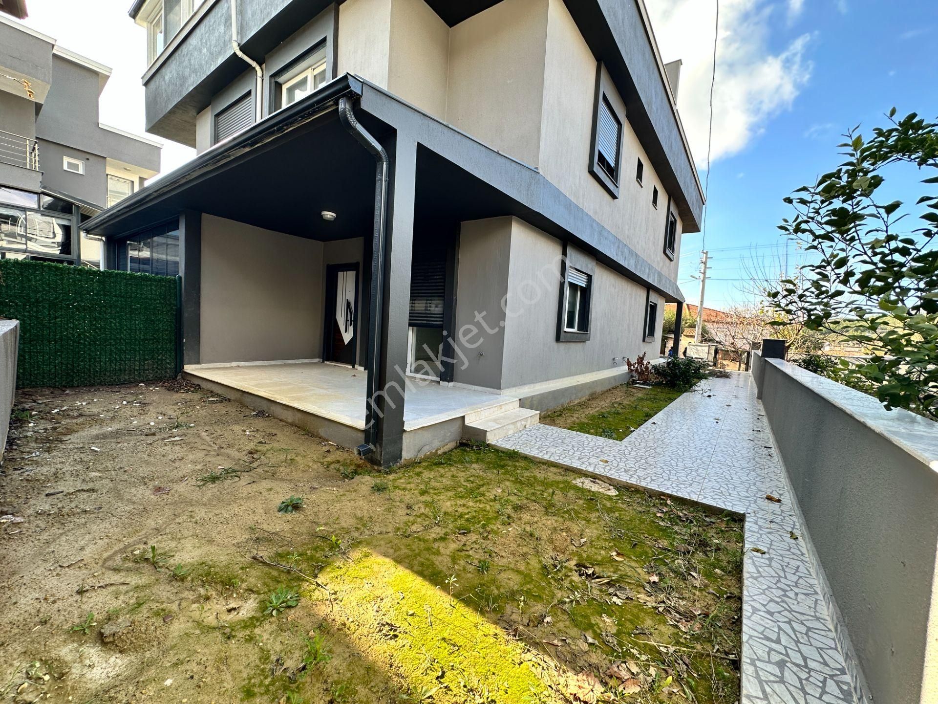 Seferihisar Doğanbeyde 3+1 Satılık Villa Doğa İçinde Denize 5km Mesafede - Görsel 2