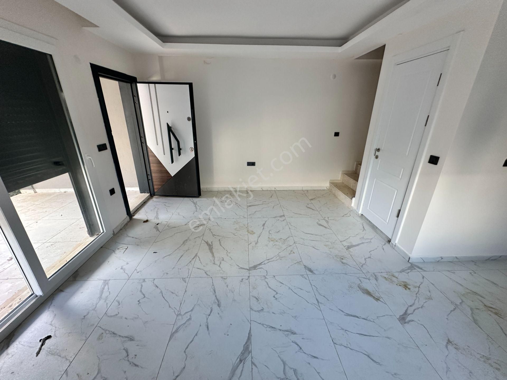 Seferihisar Doğanbeyde 3+1 Satılık Villa Doğa İçinde Denize 5km Mesafede - Görsel 10