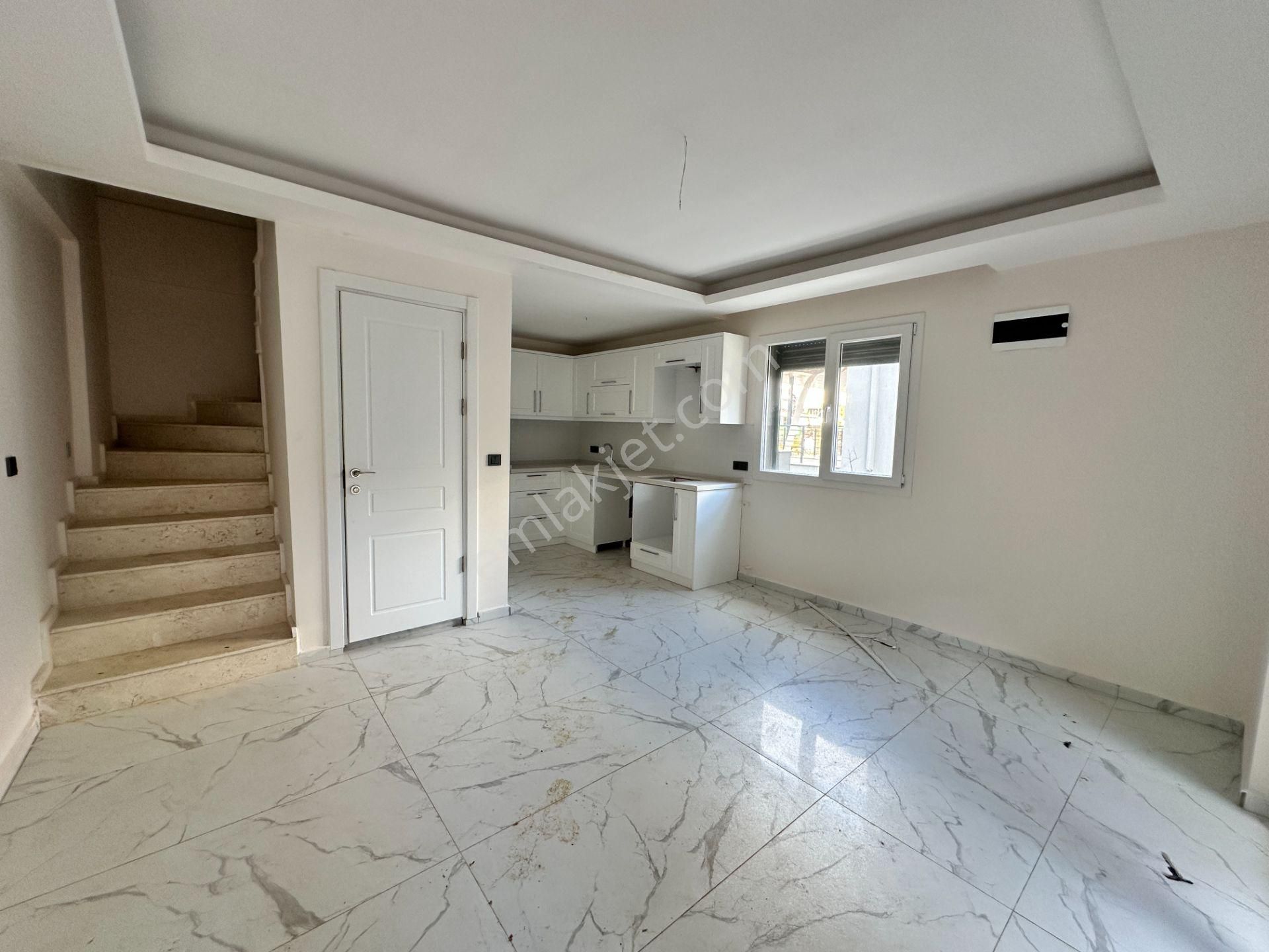 Seferihisar Doğanbeyde 3+1 Satılık Villa Doğa İçinde Denize 5km Mesafede - Görsel 7