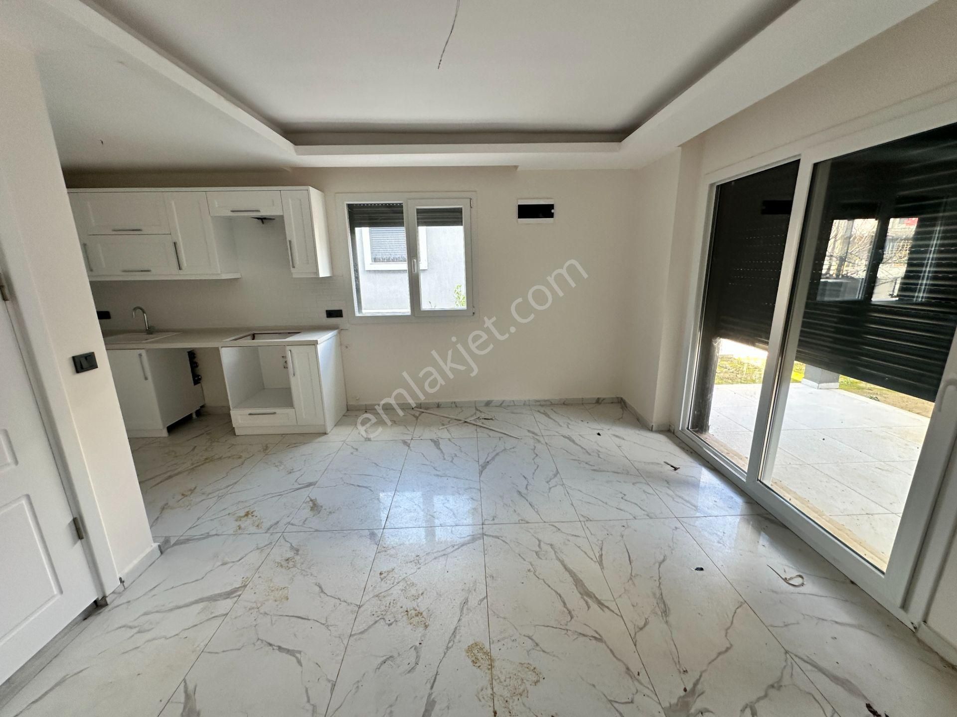 Seferihisar Doğanbeyde 3+1 Satılık Villa Doğa İçinde Denize 5km Mesafede - Görsel 9