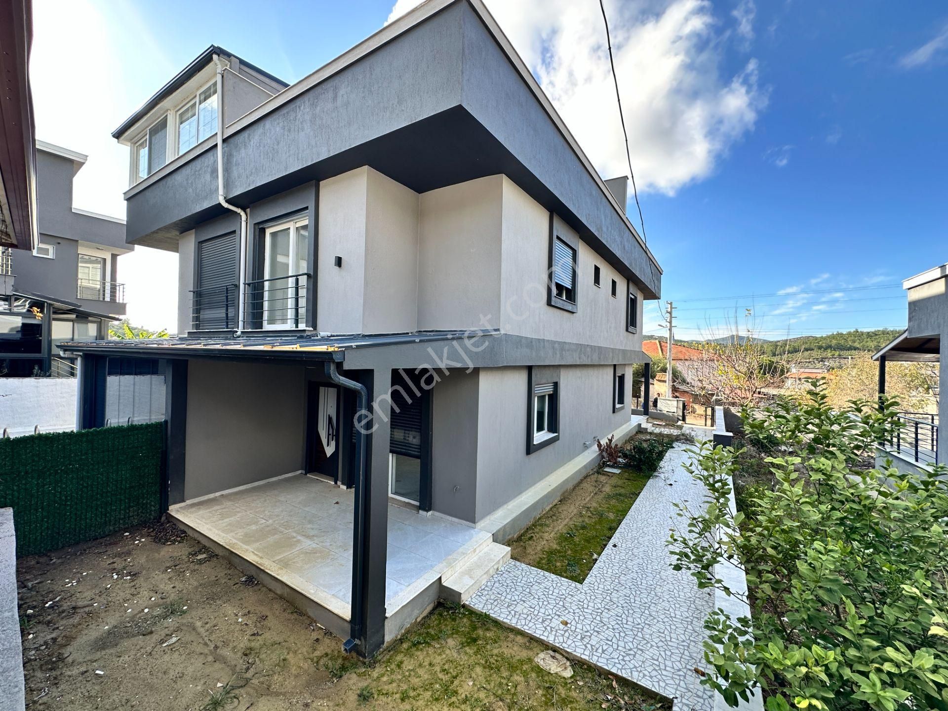 Seferihisar Doğanbeyde 3+1 Satılık Villa Doğa İçinde Denize 5km Mesafede - Görsel 3