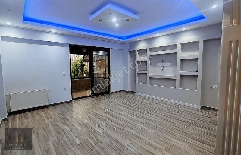 Şan Group'tan Nefis Teraslı Kış Bahçeli Lüks 4+1 Villa ! - Görsel 3