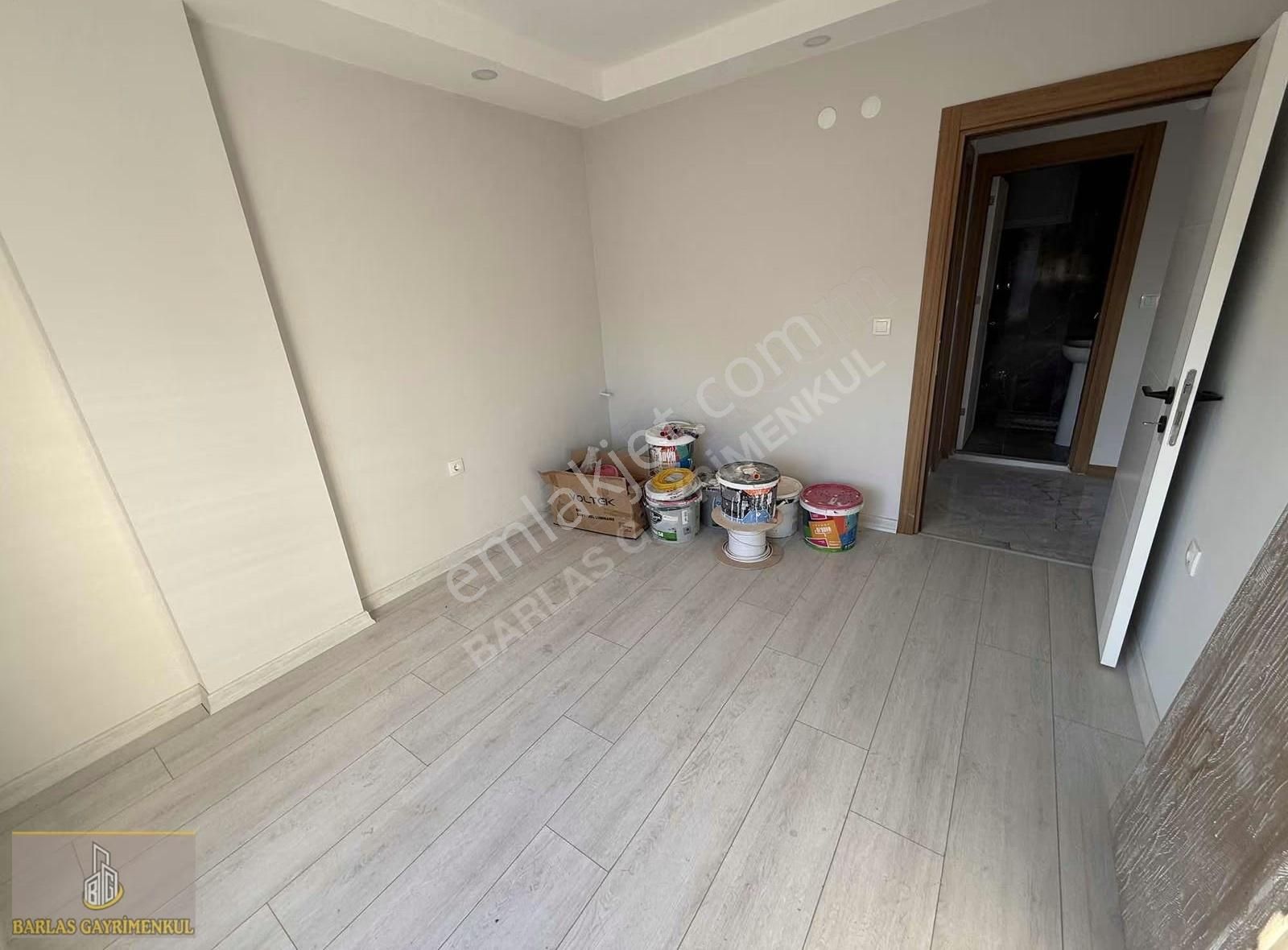 Varsak Aydoğmuş Mah 2+1 Ayrı Mutfak Sıfır İskanlı - Görsel 14