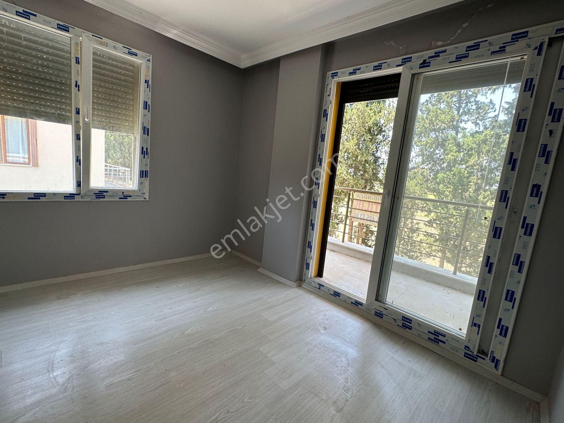 Seferihisar Doğanbeyde 3+1 Geniş Bahçeli Denize Yakın Villa - Görsel 16