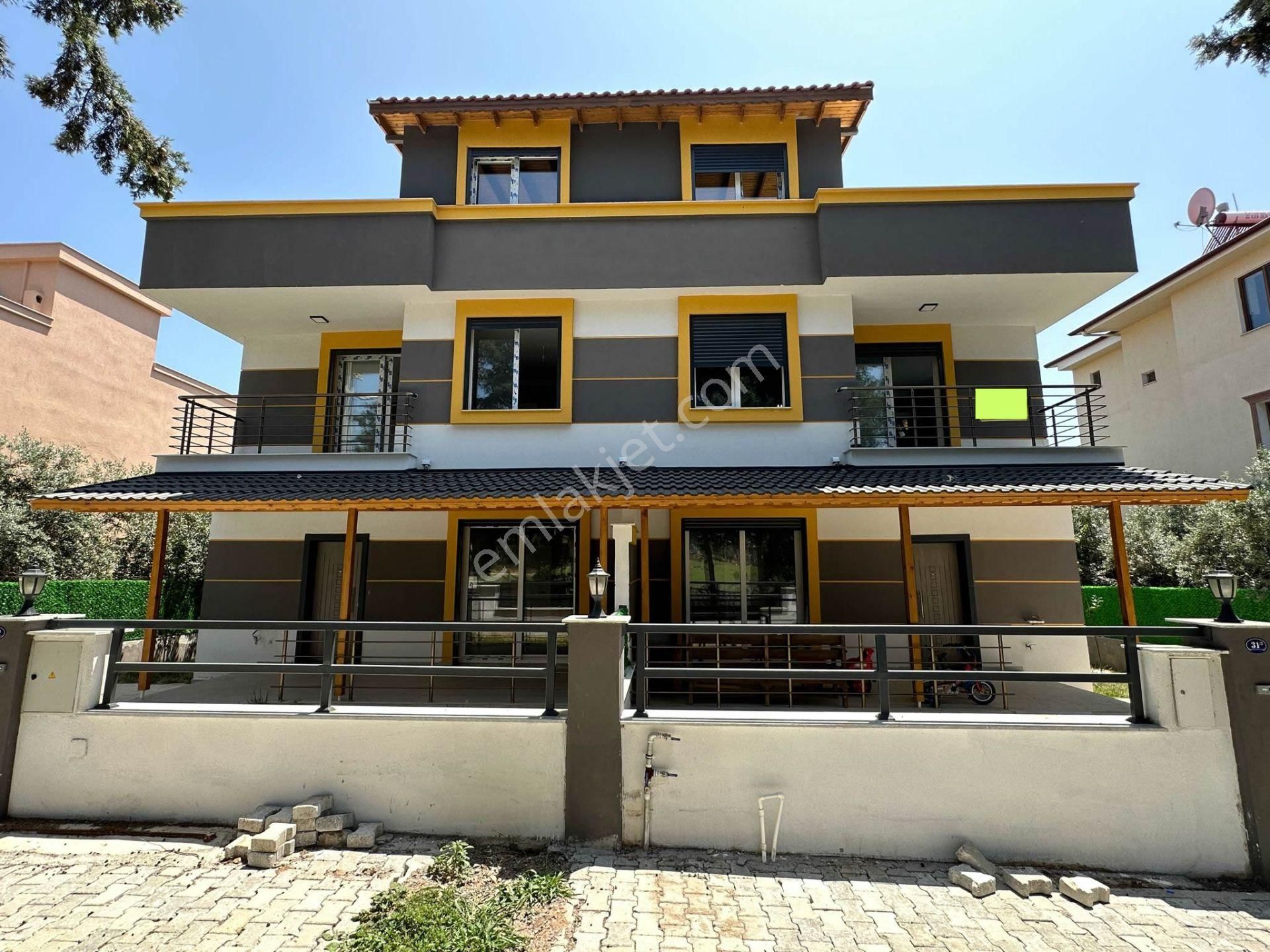 Seferihisar Doğanbeyde 3+1 Geniş Bahçeli Denize Yakın Villa - Görsel 4