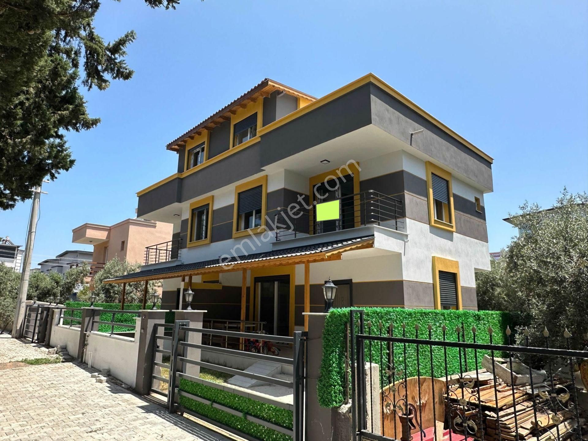 Seferihisar Doğanbeyde 3+1 Geniş Bahçeli Denize Yakın Villa - Görsel 2