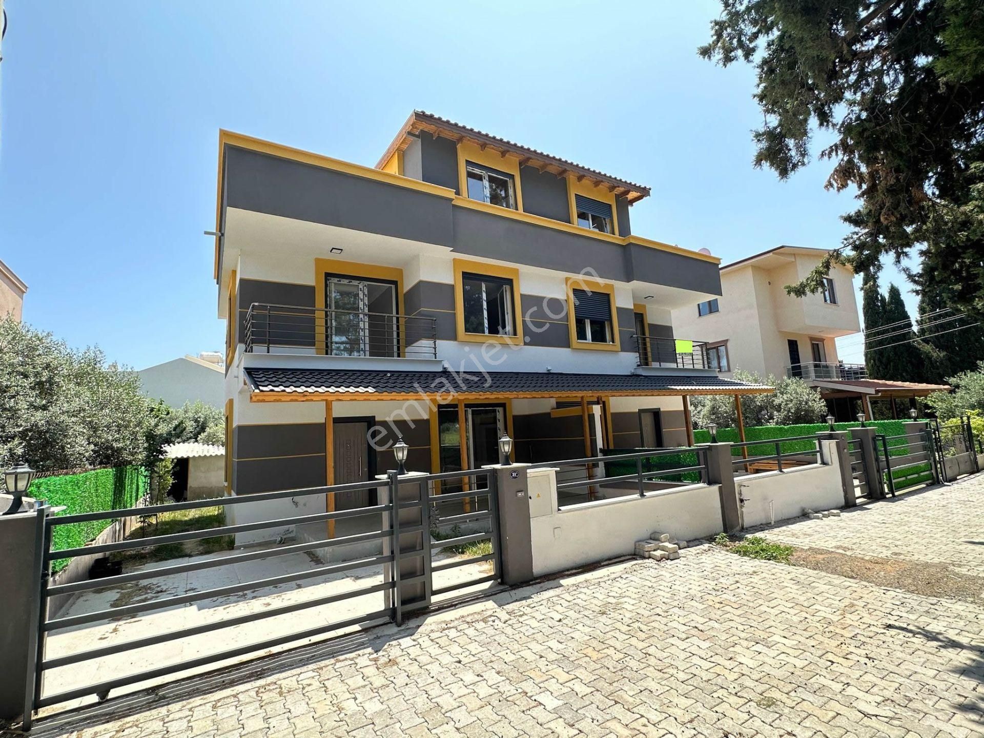 Seferihisar Doğanbeyde 3+1 Geniş Bahçeli Denize Yakın Villa - Görsel 3