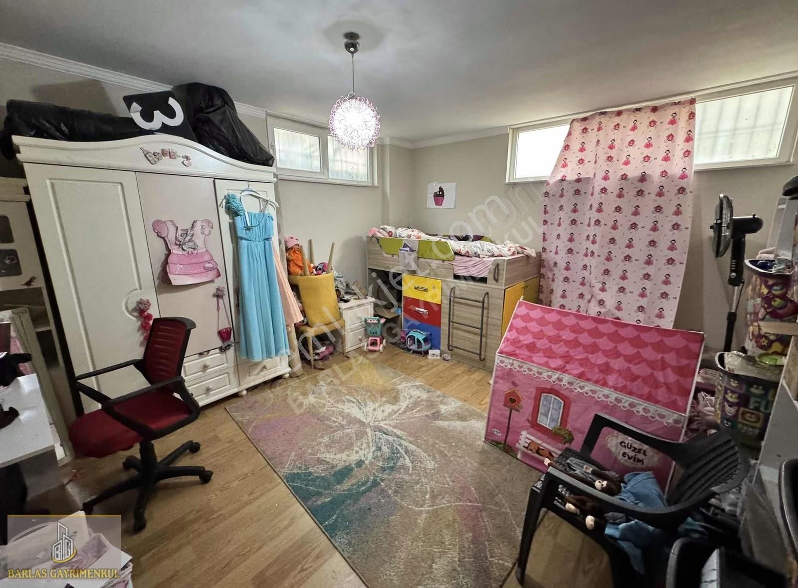 Altınova Sinan Mahallesinde Satılık 200 M2 5+1 Dubleks Daire - Görsel 6