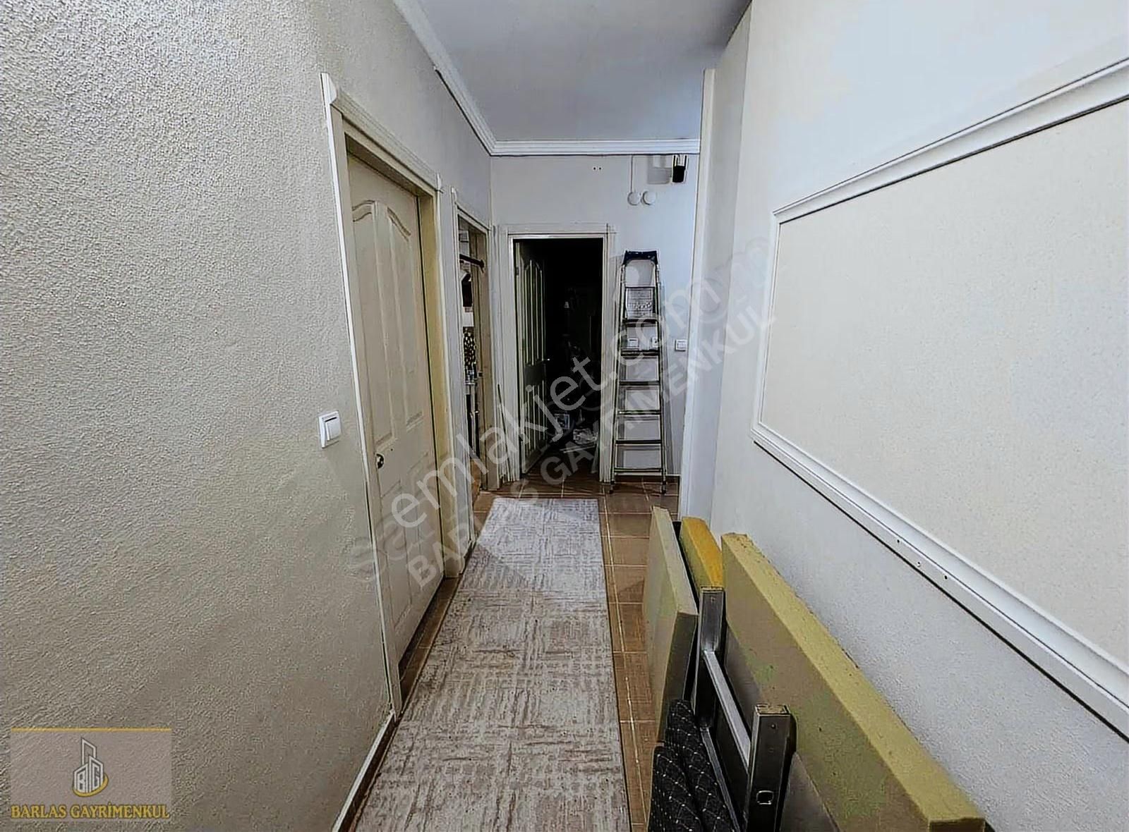 Altınova Sinan Mahallesinde Satılık 200 M2 5+1 Dubleks Daire - Görsel 23