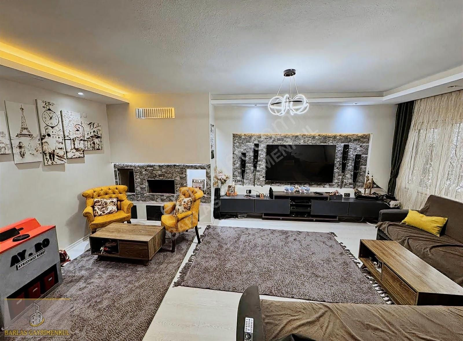 Altınova Sinan Mahallesinde Satılık 200 M2 5+1 Dubleks Daire - Görsel 19