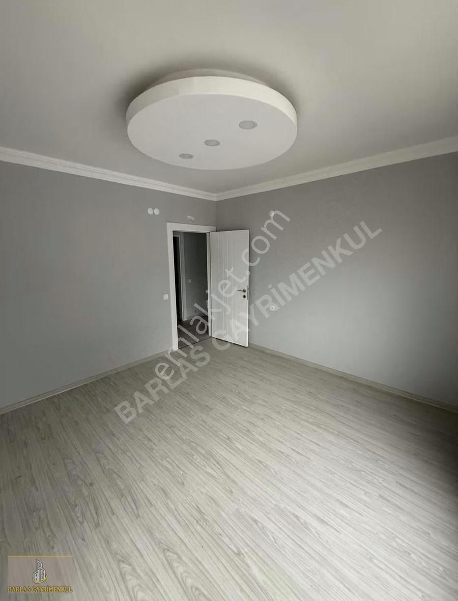 Ayanoğlu Mah 3+1 Lüks İşçilik Cadde Üzeri %80 Kredili - Görsel 10