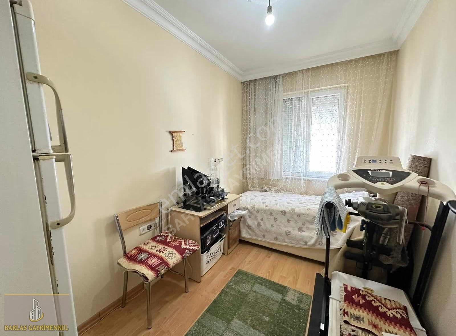 Aydoğmuş Mah 3+1 Ara Kat Tranvaya Yakın - Görsel 3