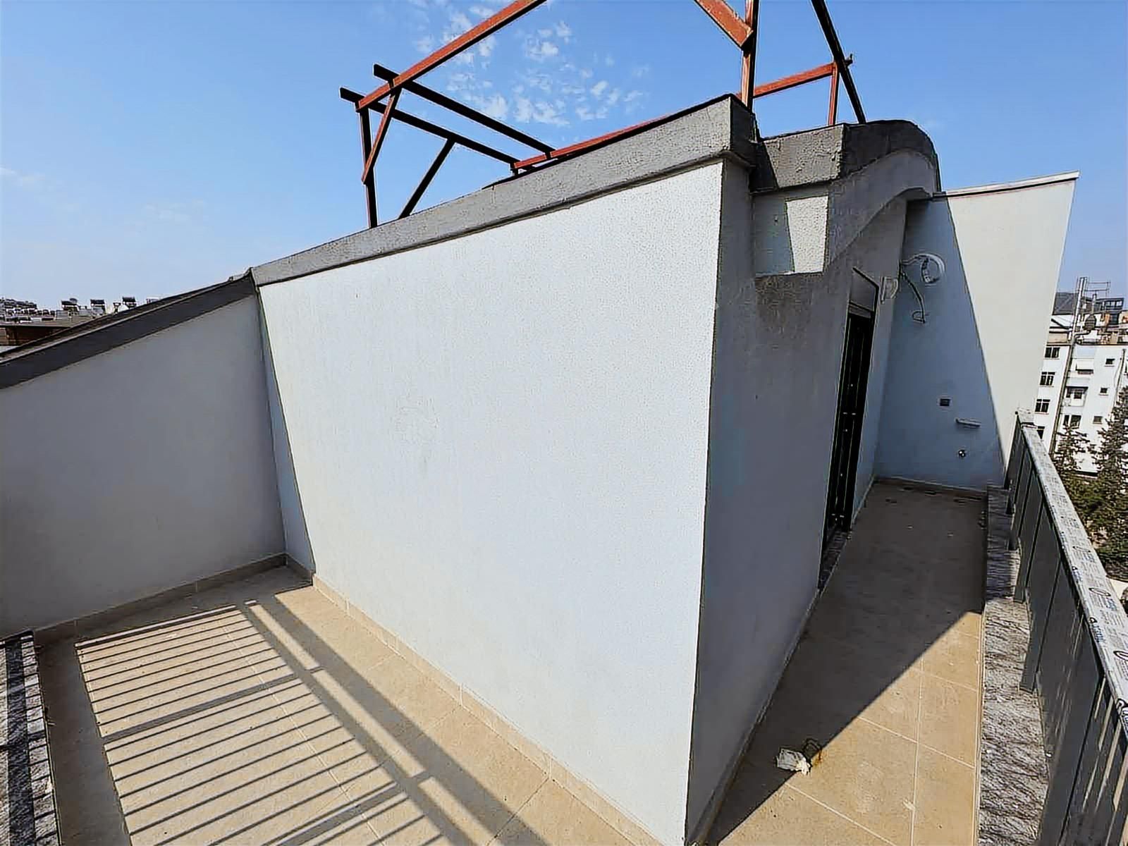 Satılık Konyaaltı Cadesinde Denize Sadece 50 Metre - Görsel 4