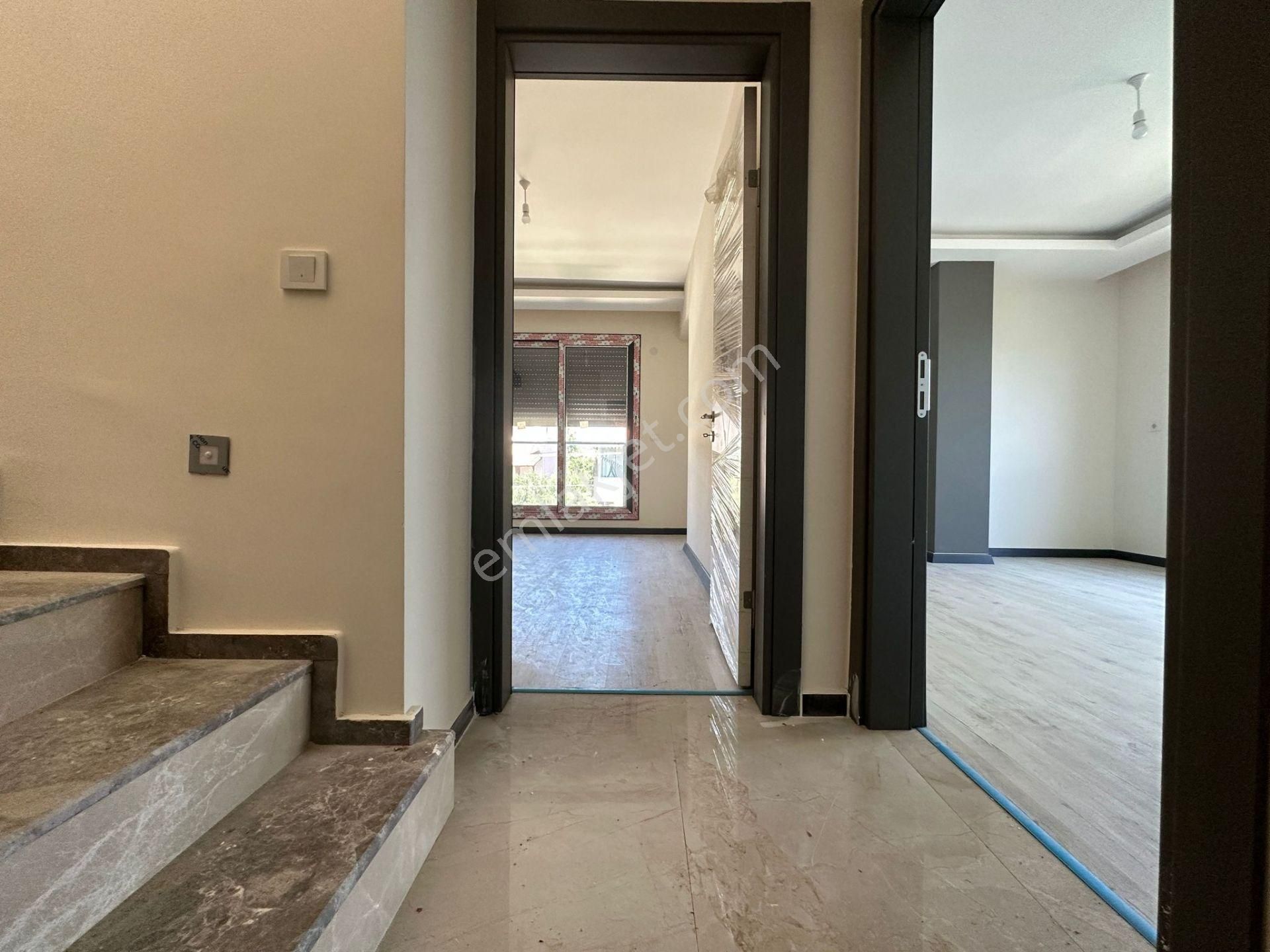 Seferihisar Payamlıda Denize 550 Metre Mesafede Bahçeli Yazlık Villa 3+1 - Görsel 14