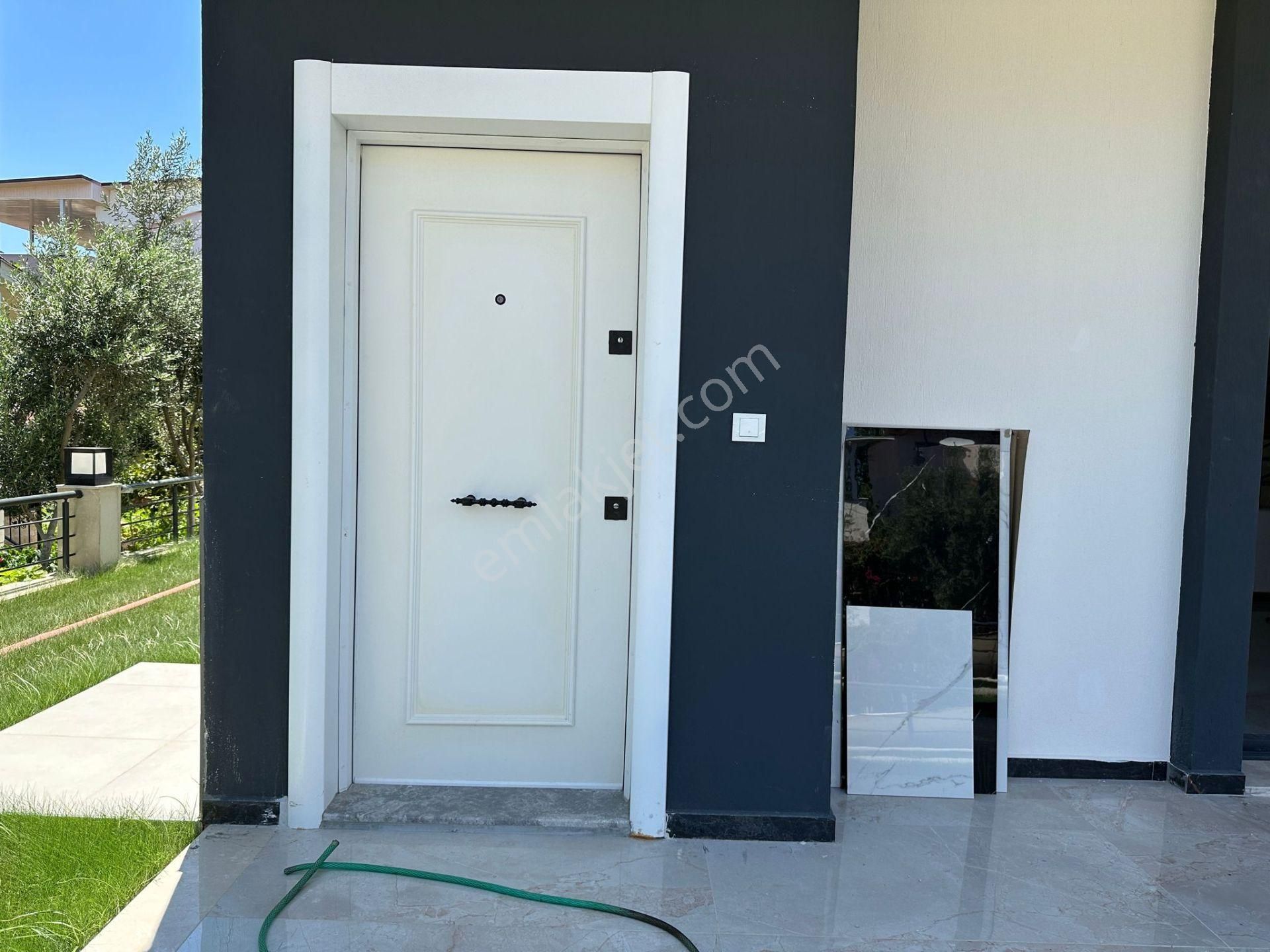 Seferihisar Payamlıda Denize 550 Metre Mesafede Bahçeli Yazlık Villa 3+1 - Görsel 5