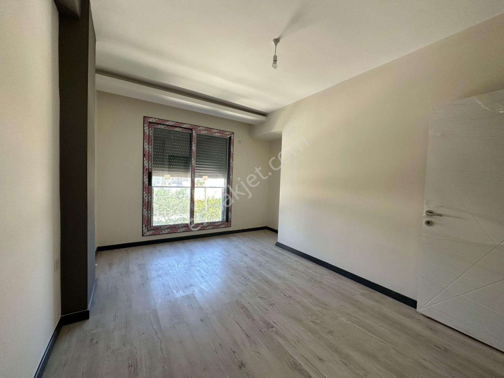 Seferihisar Payamlıda Denize 550 Metre Mesafede Bahçeli Yazlık Villa 3+1 - Görsel 20