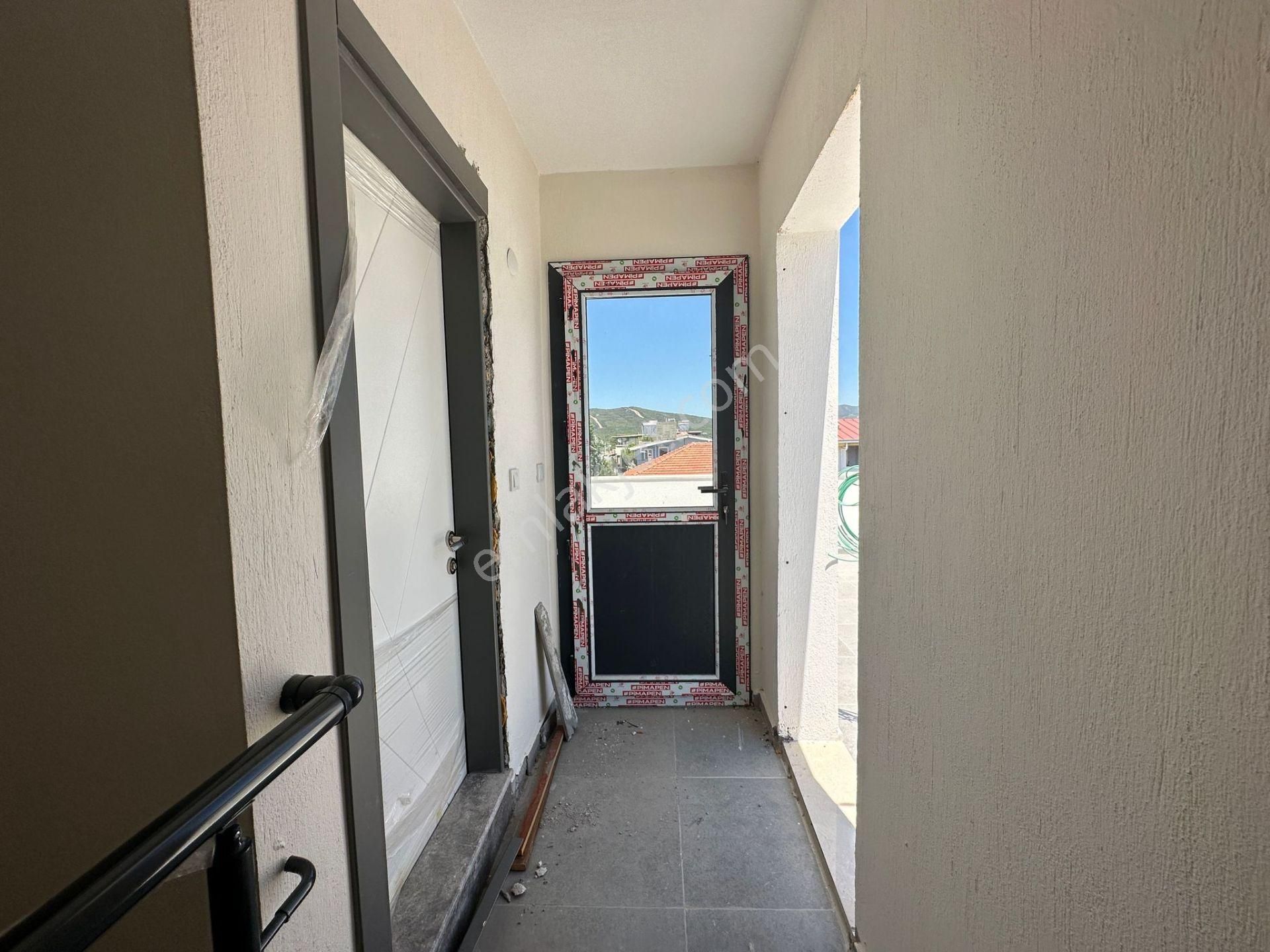 Seferihisar Payamlıda Denize 550 Metre Mesafede Bahçeli Yazlık Villa 3+1 - Görsel 25