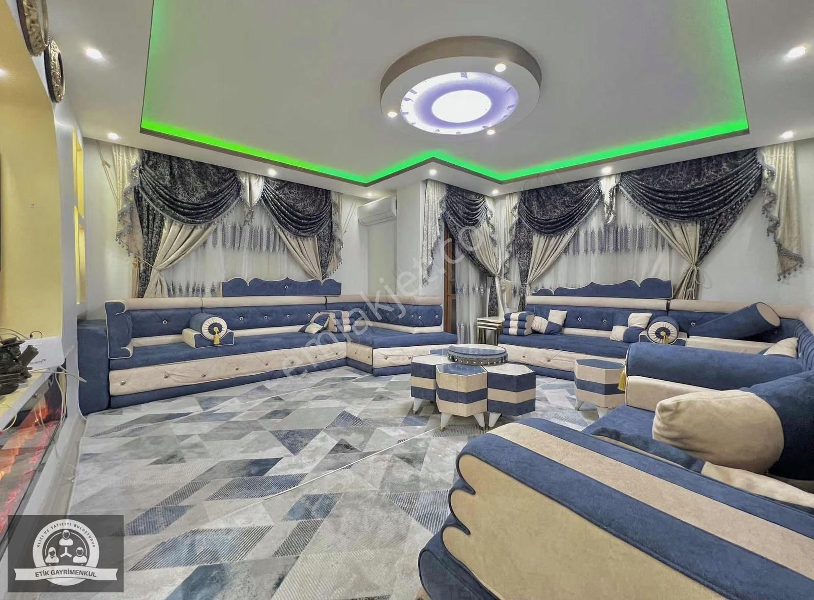 Sancaktepe İnönü'de Metroya 500 Mt 3+2 Çatı Dubleks Daire