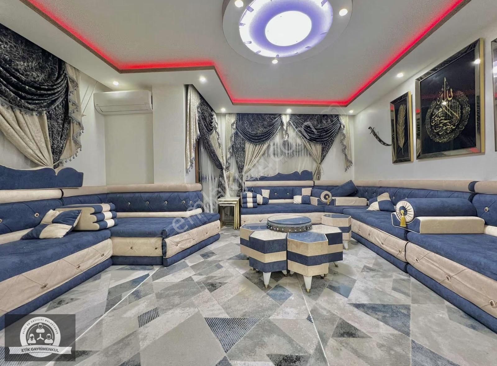 Sancaktepe İnönü'de Metroya 500 Mt 3+2 Çatı Dubleks Daire - Görsel 2